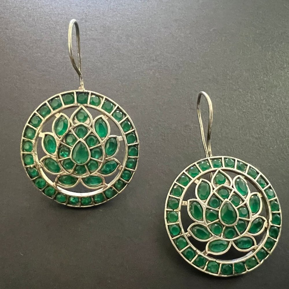 Green tone pure silver earrings